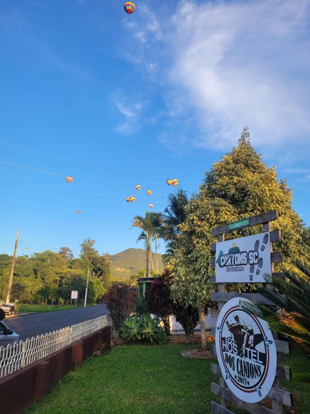 Ecohostel Dos Canyons Santa Catarina Прая Гранде Екстериор снимка